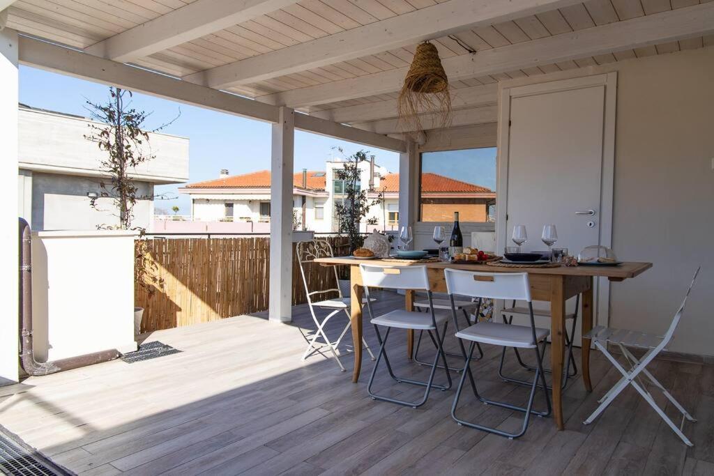Zefiro Home Pesaro Zona Mare E San Bartolo By Yohome Εξωτερικό φωτογραφία