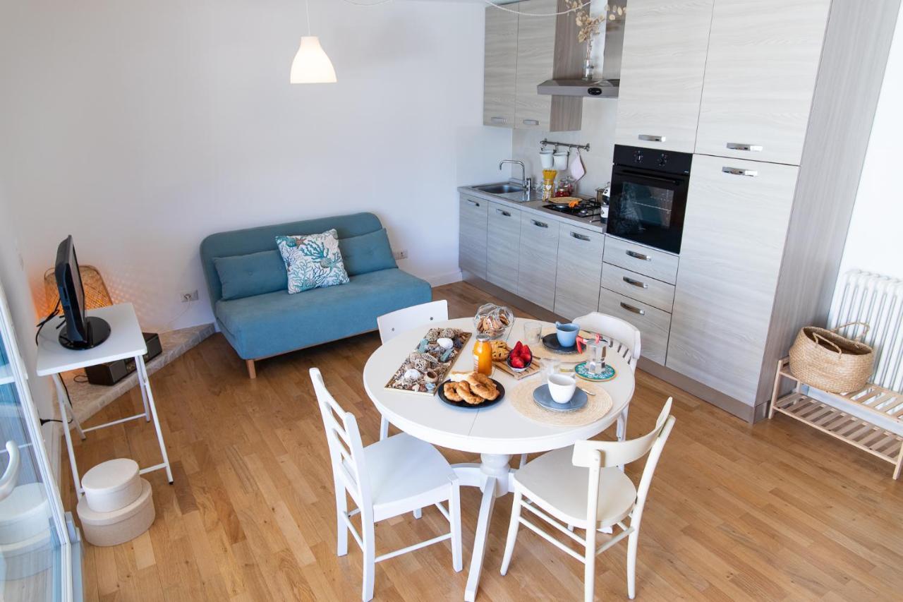Zefiro Home Pesaro Zona Mare E San Bartolo By Yohome Εξωτερικό φωτογραφία